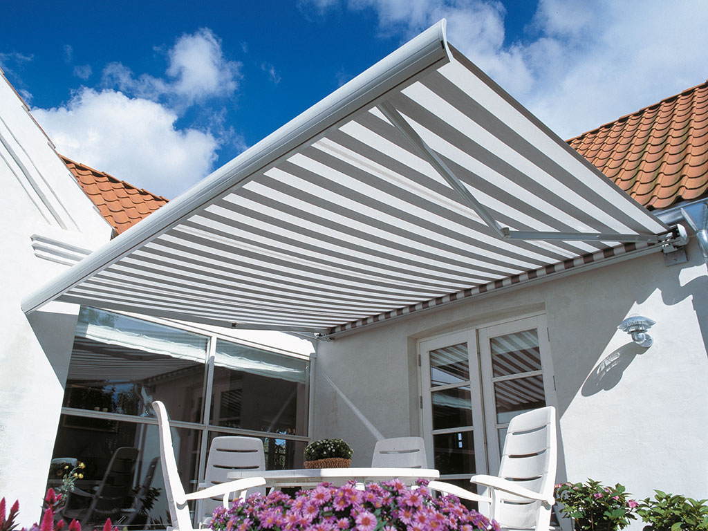Terrasse mit Markise