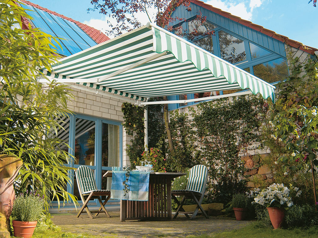 Terrasse mit Markise