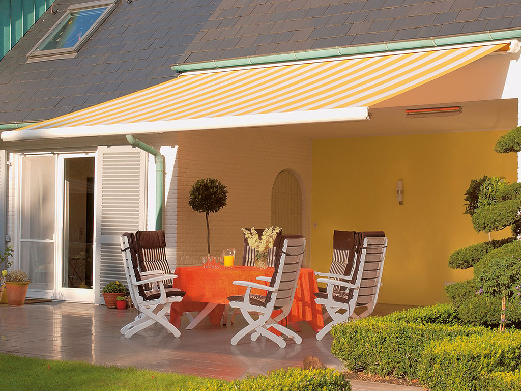 Terrasse mit Markise