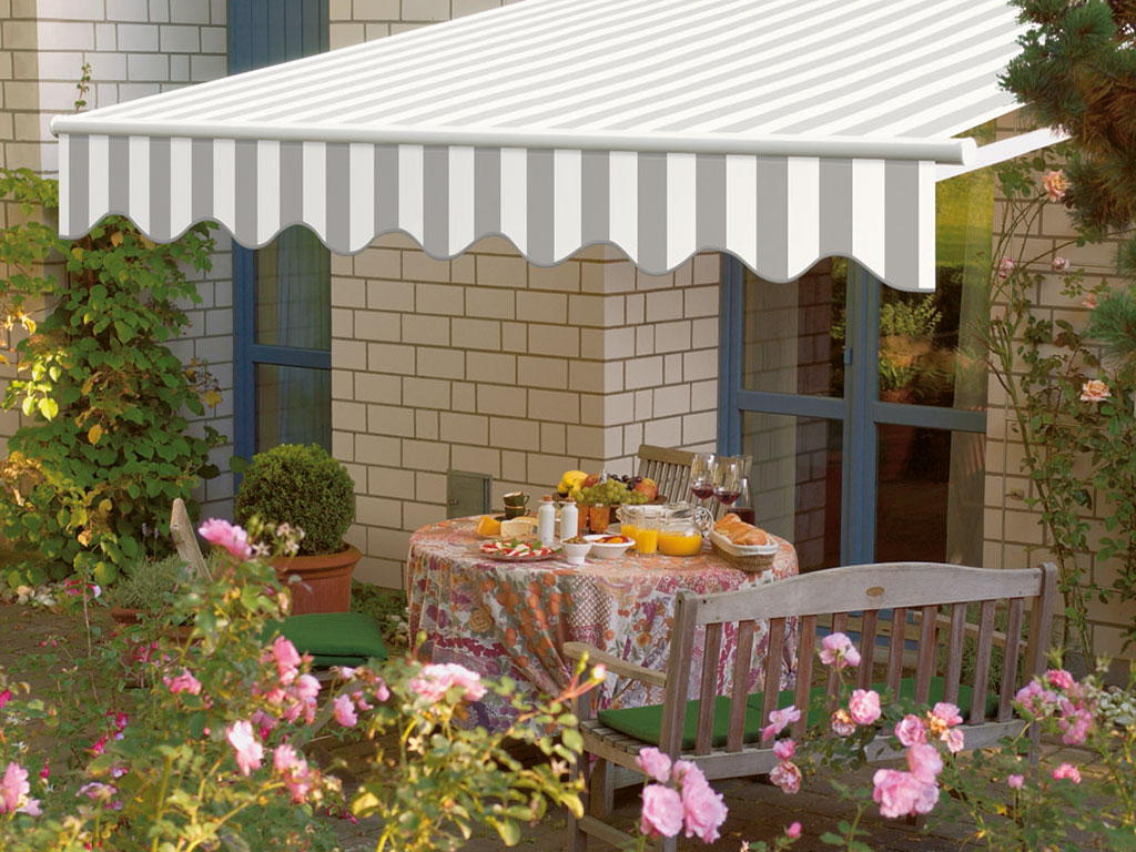 Terrasse mit Markise